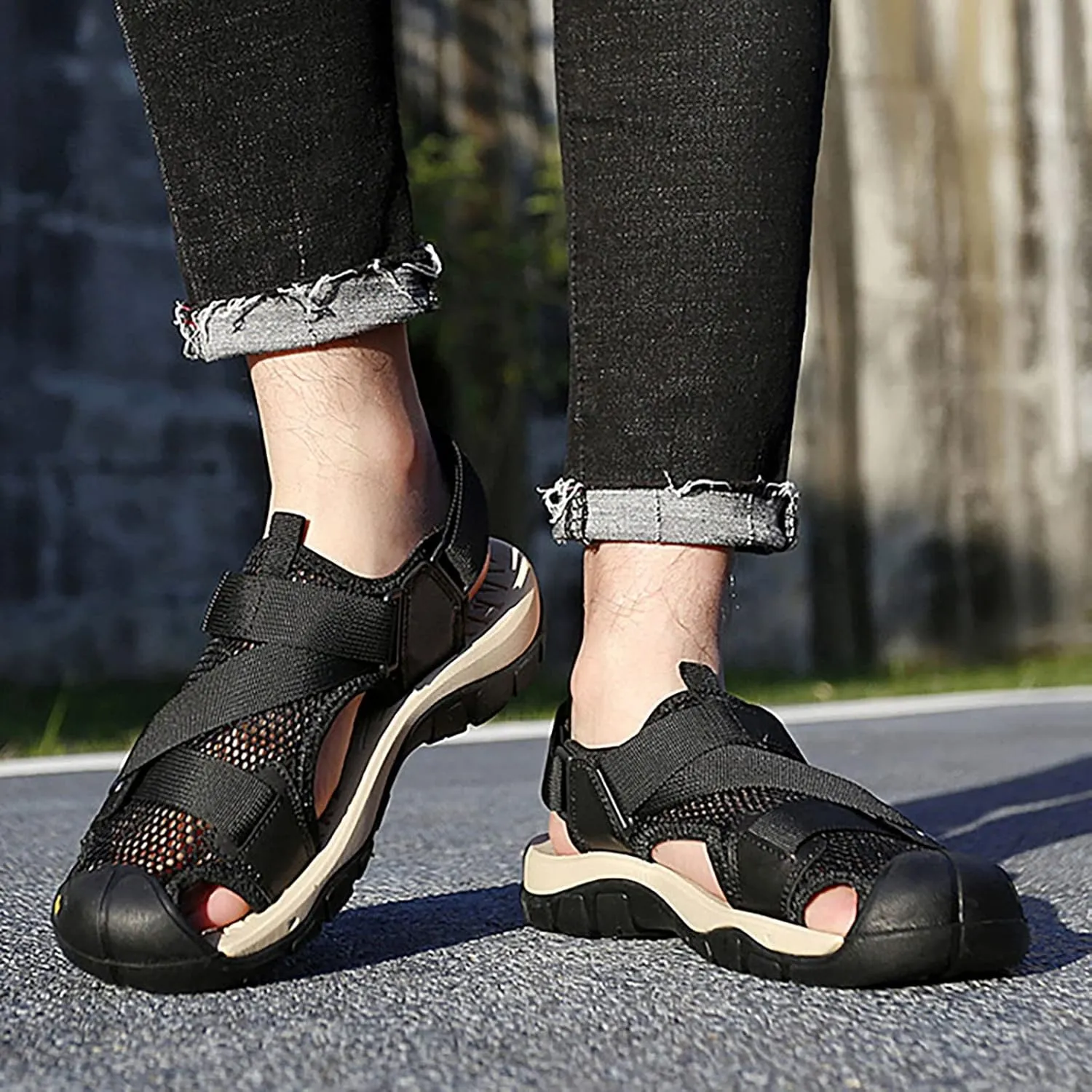 2025 New Andals Men's Breathable Sports Outdoor Beach Shoes Slip Hollow Cowhide Men's Shoes Man Sandal