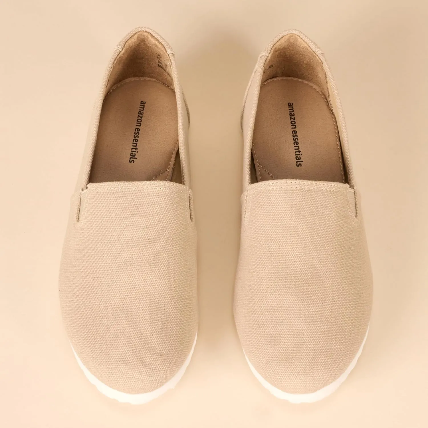 Amazon Essentials Women's Casual Slip-On Canvas Flat
