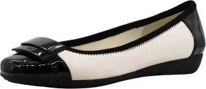 Anne Klein Women's UNA Flat
