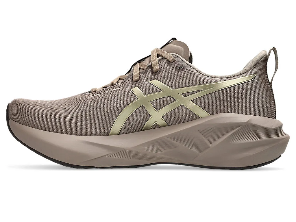 Asics Men Novablast 5 Luxe Running Shoe