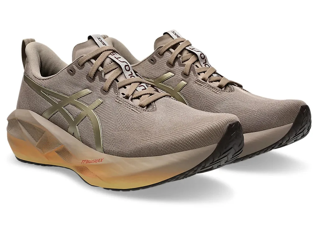 Asics Men Novablast 5 Luxe Running Shoe