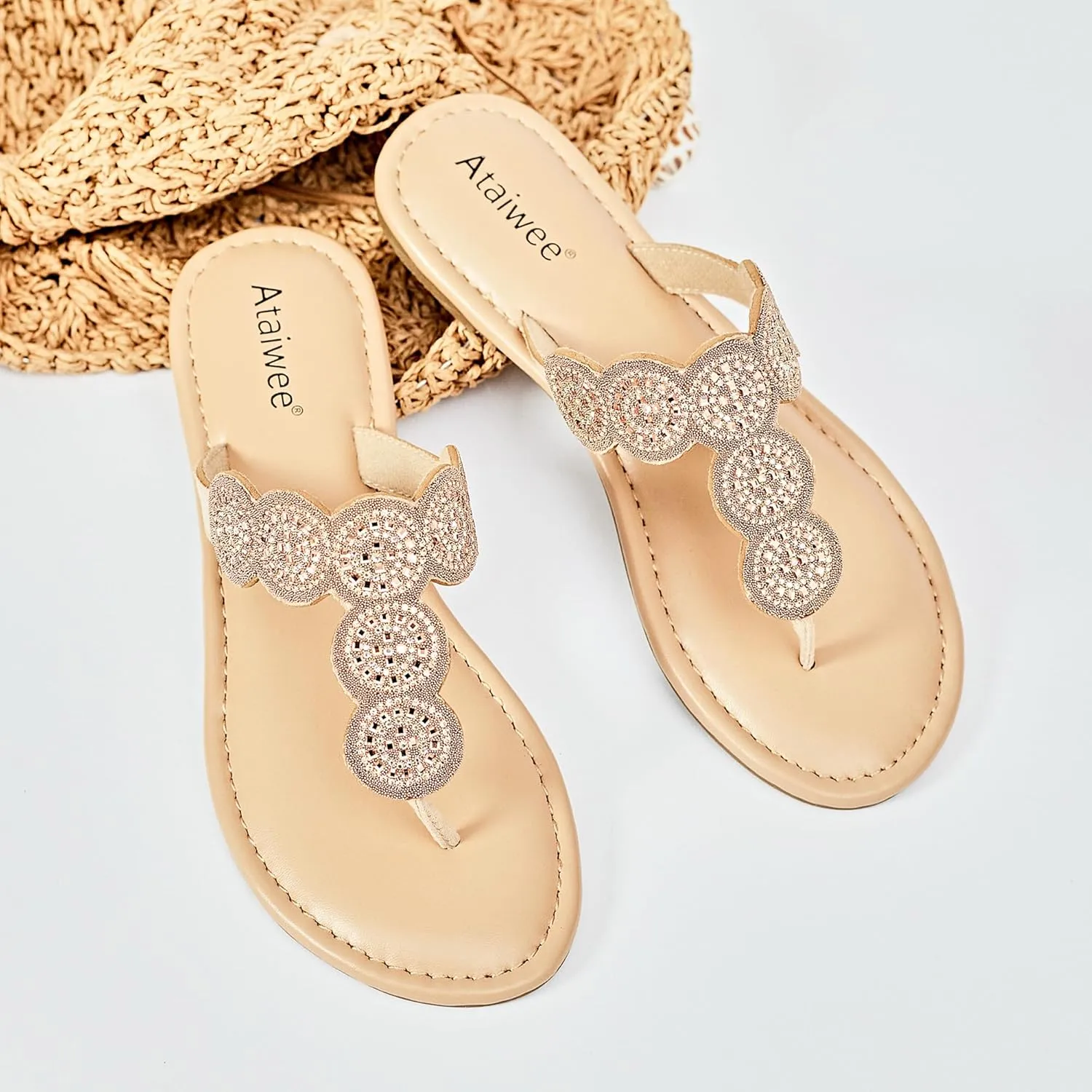 Ataiwee Women's Flat Slide Sandals - Casual Bling Bohemian Thong Slip on Summer Flat Sandals.