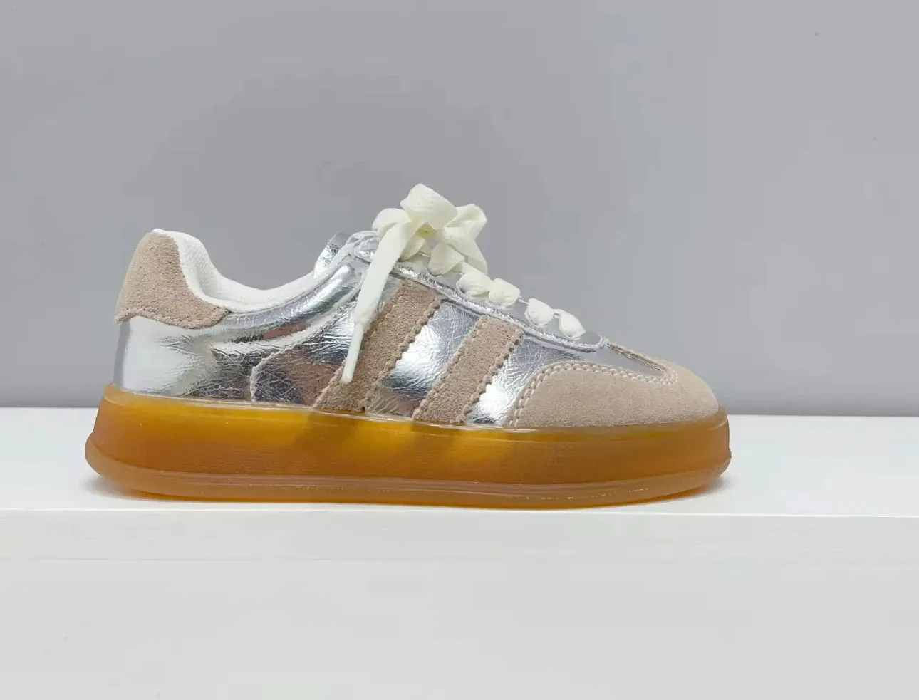 Ava Simpi Casual sneaker for girls