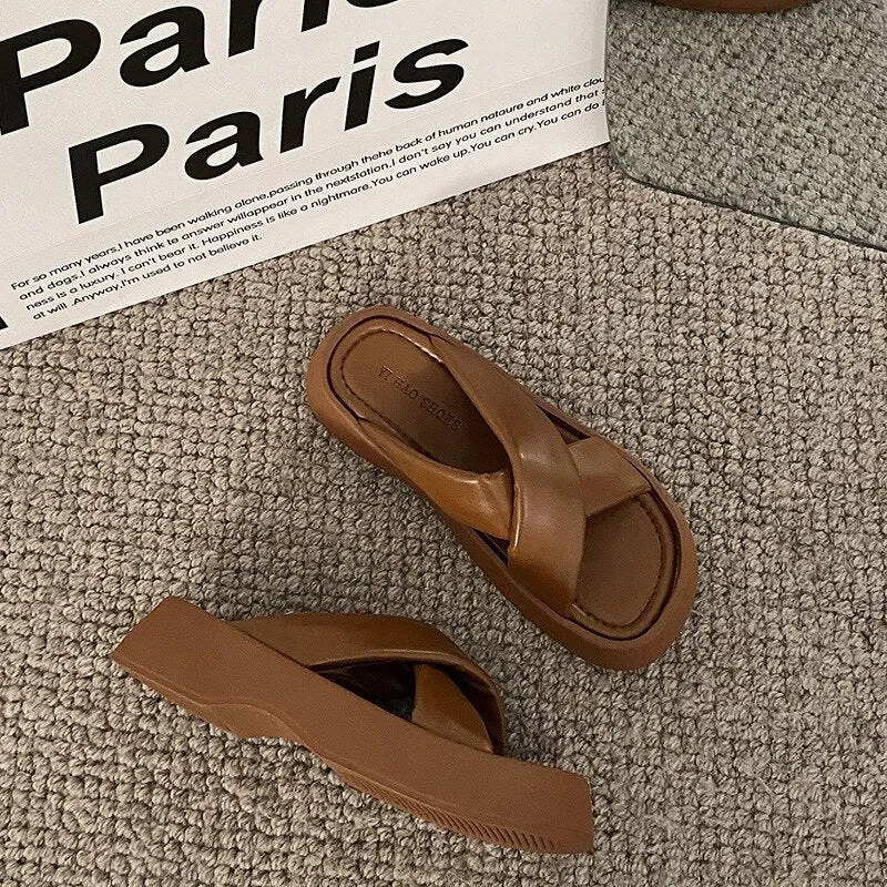 Brown anti-slip slippers Women