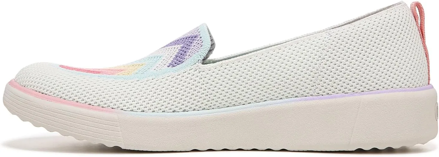 BZees Women's March on Moc Slip-on Loafer