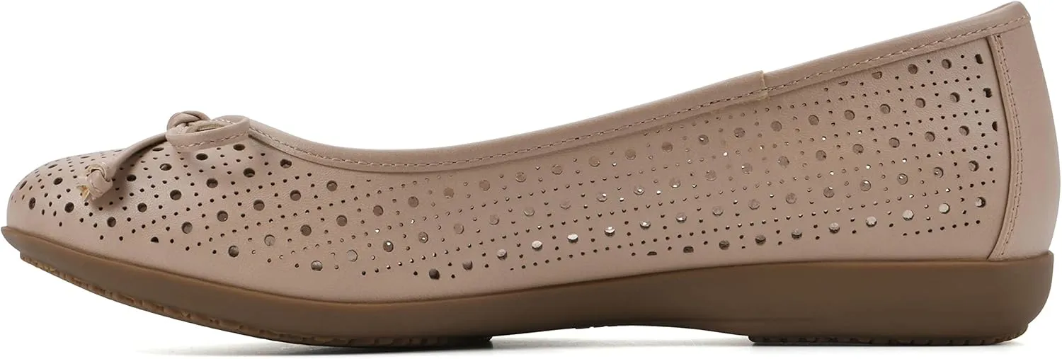 CLIFFS BY WHITE MOUNTAIN Women's Cheryl Cushioned Ballet Flat