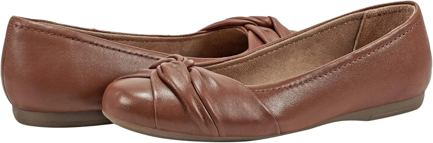 Earth Women's Jacci Ballet Flat