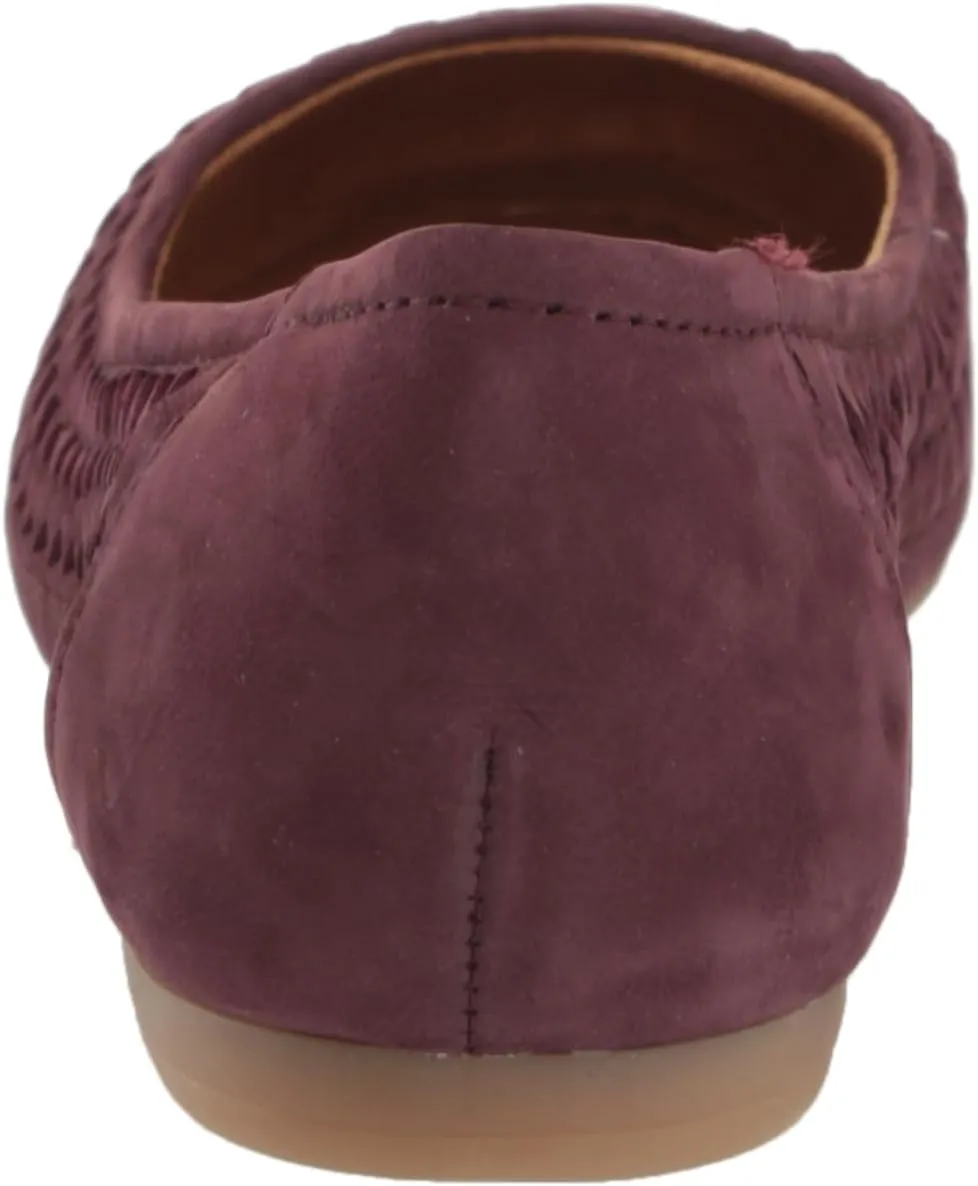 Earth Women's Jett Ballet Flat