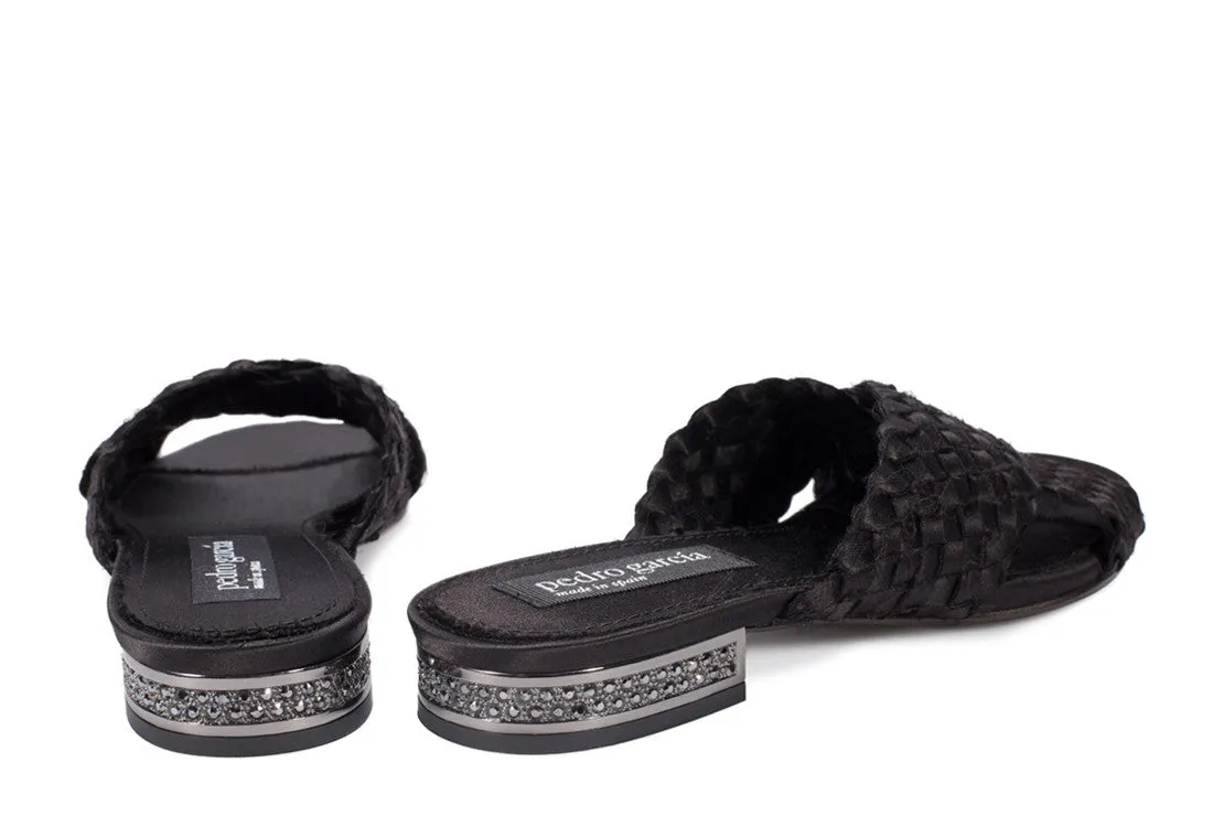Elif - Black