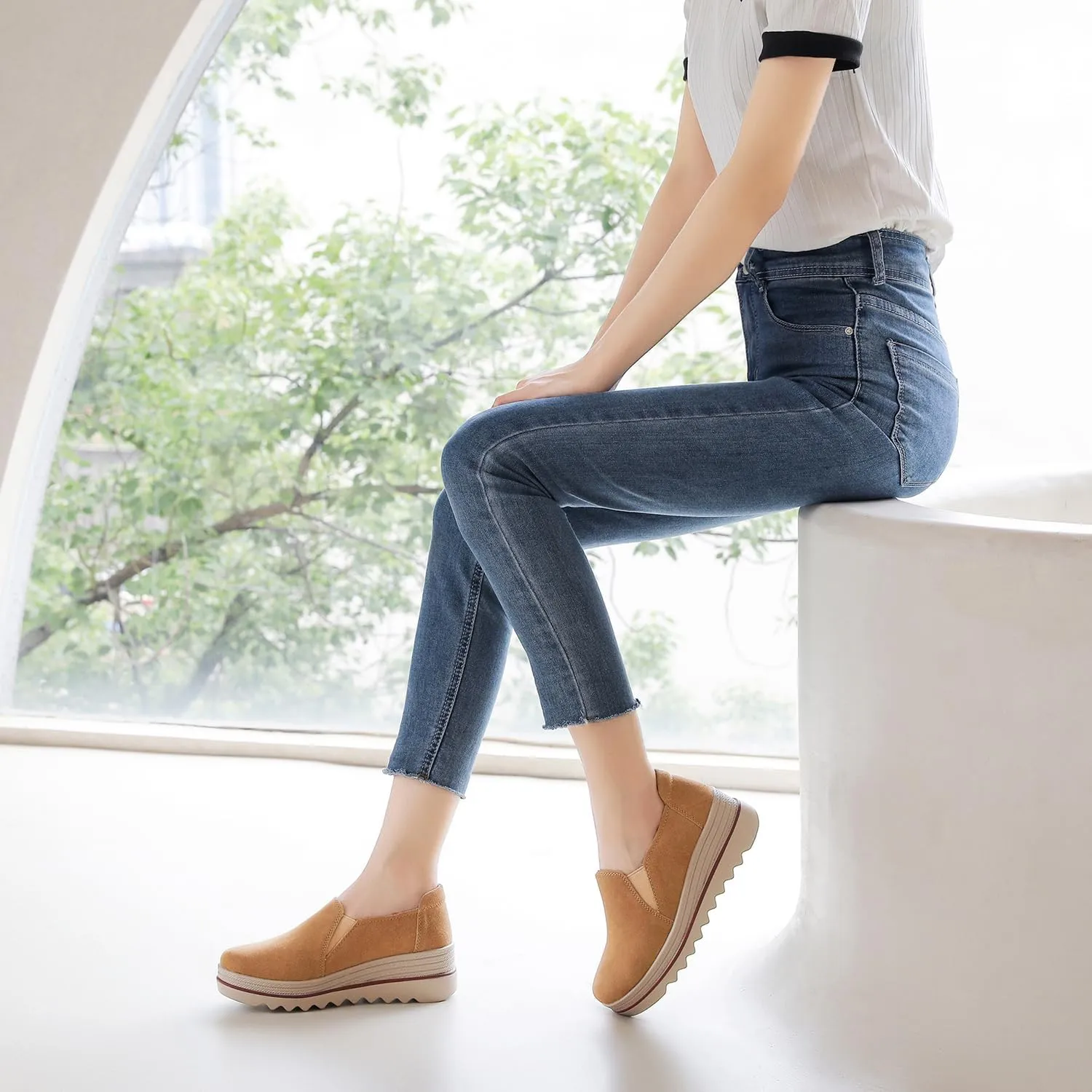 EnllerviiD Women's Platform Loafers Slip-On Comfortable Suede Moccasins Wedge Penny Loafers Thick Soft Platform Lightweight Casual Business Work Shoes