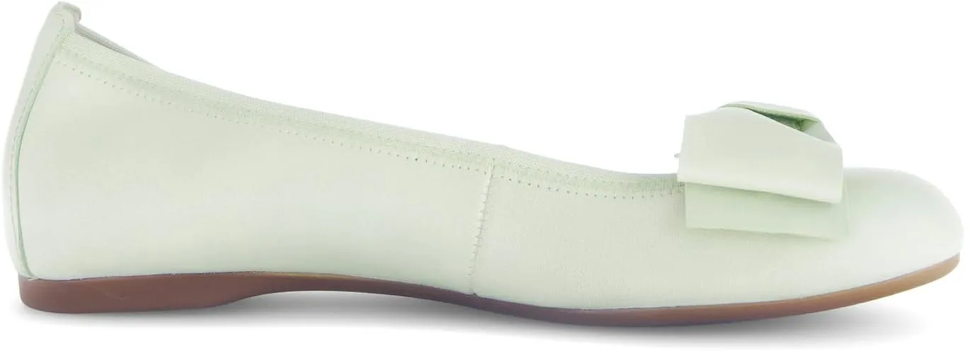 Gabor Women's 64.125 Loafer Flat