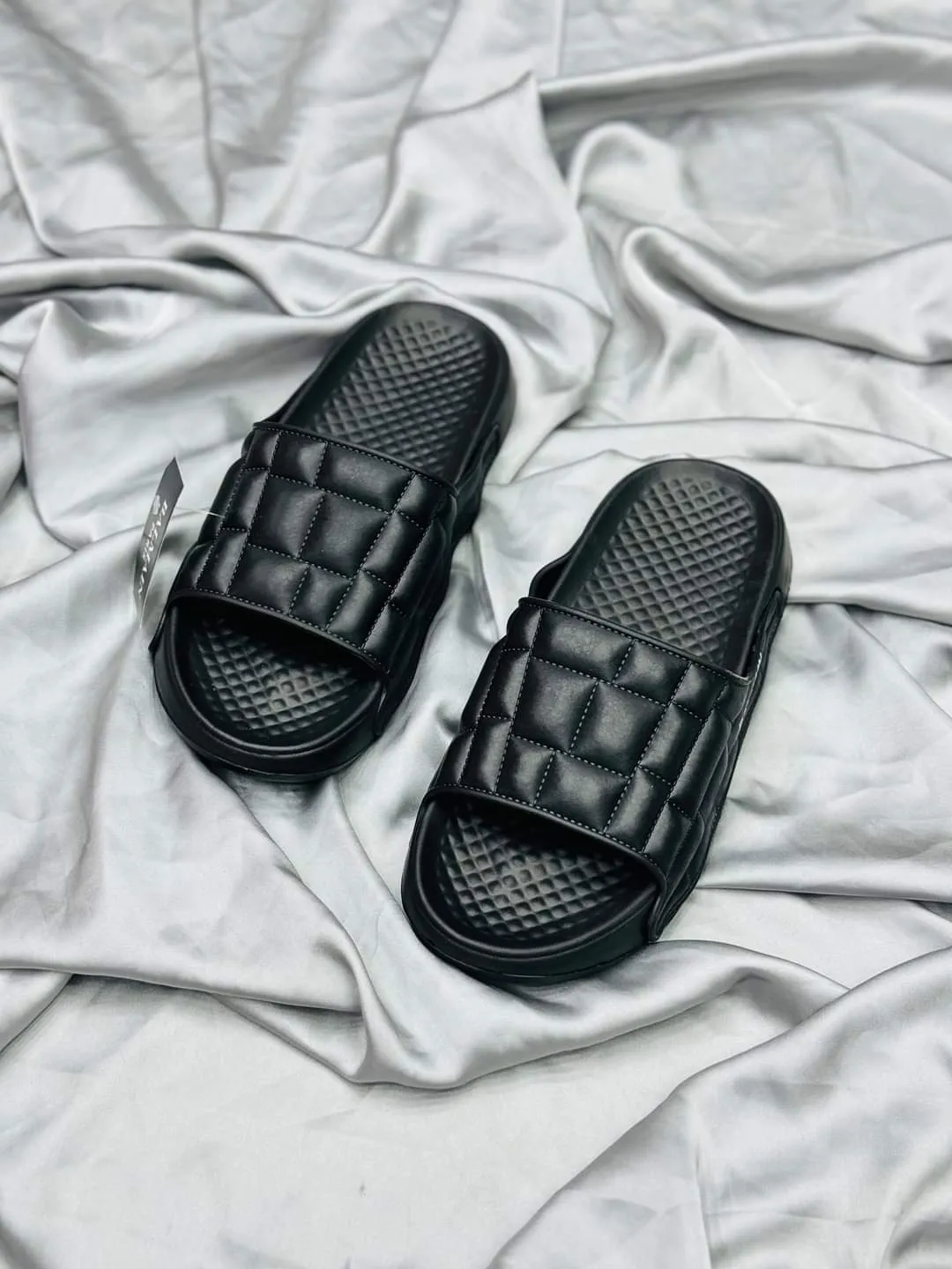 Imported Men Slippers New Arrival Flip Flop Chappal for Boys and Men's