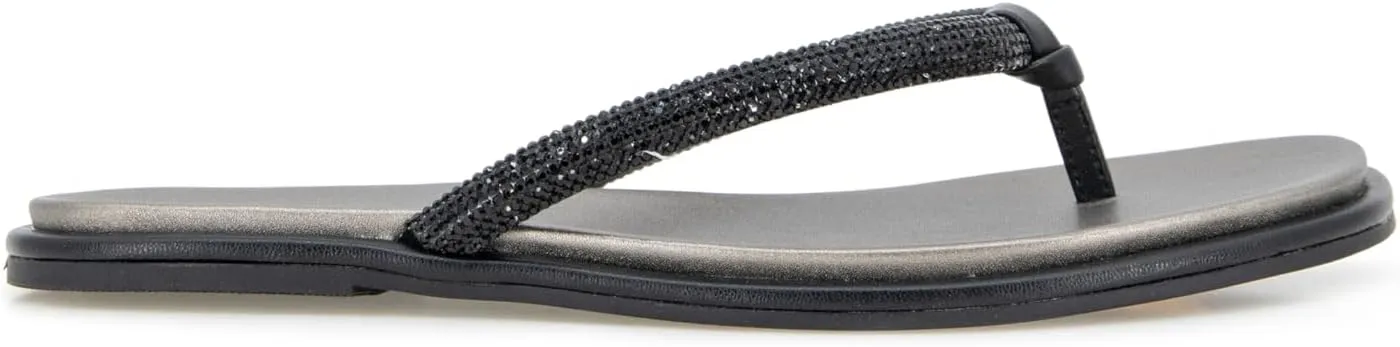 Kenneth Cole REACTION Women's Wynwood Flat Sandal