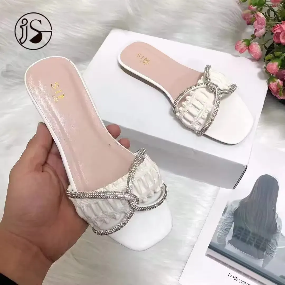 Ladies summer casual sandals outdoor flat bottom anti slip fashion sandals luxury design sandals