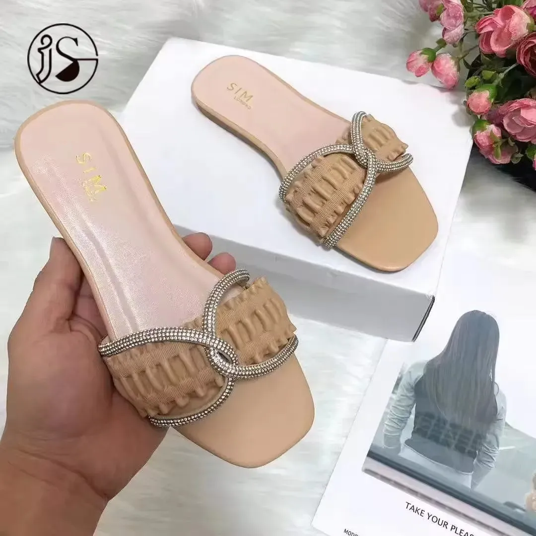 Ladies summer casual sandals outdoor flat bottom anti slip fashion sandals luxury design sandals
