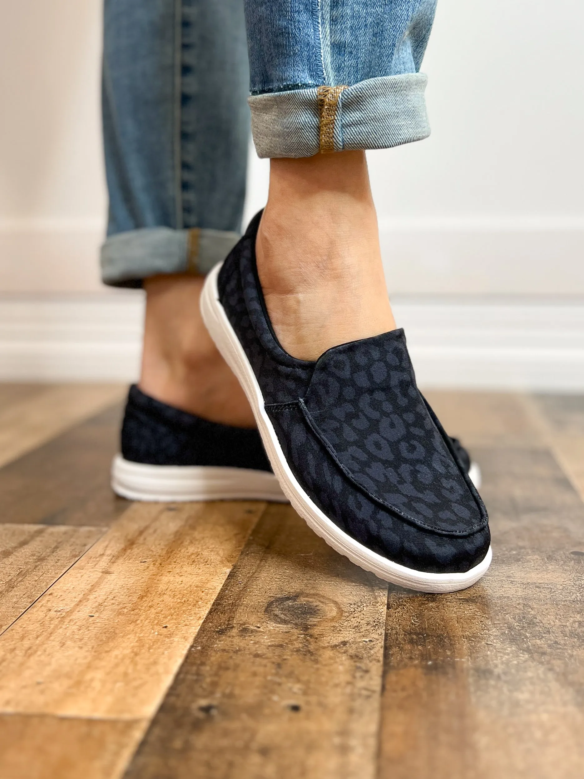 Maya Slip On Tennis Shoes in Black