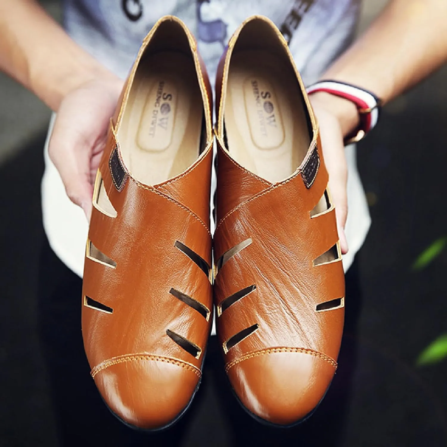 Men's Leather Hollow Out Sandals Comfortable Breathable Closed Toe Slip On Flat Loafers Business Work Casual Walking Shoes