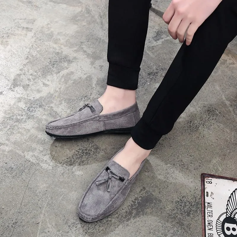 New Men's Loafers Shoes Round Toe Suede Vamp with Tassel Loafer Shoes Comfortable Flat Heel Slip Resistant Casual Classic Slip-ons