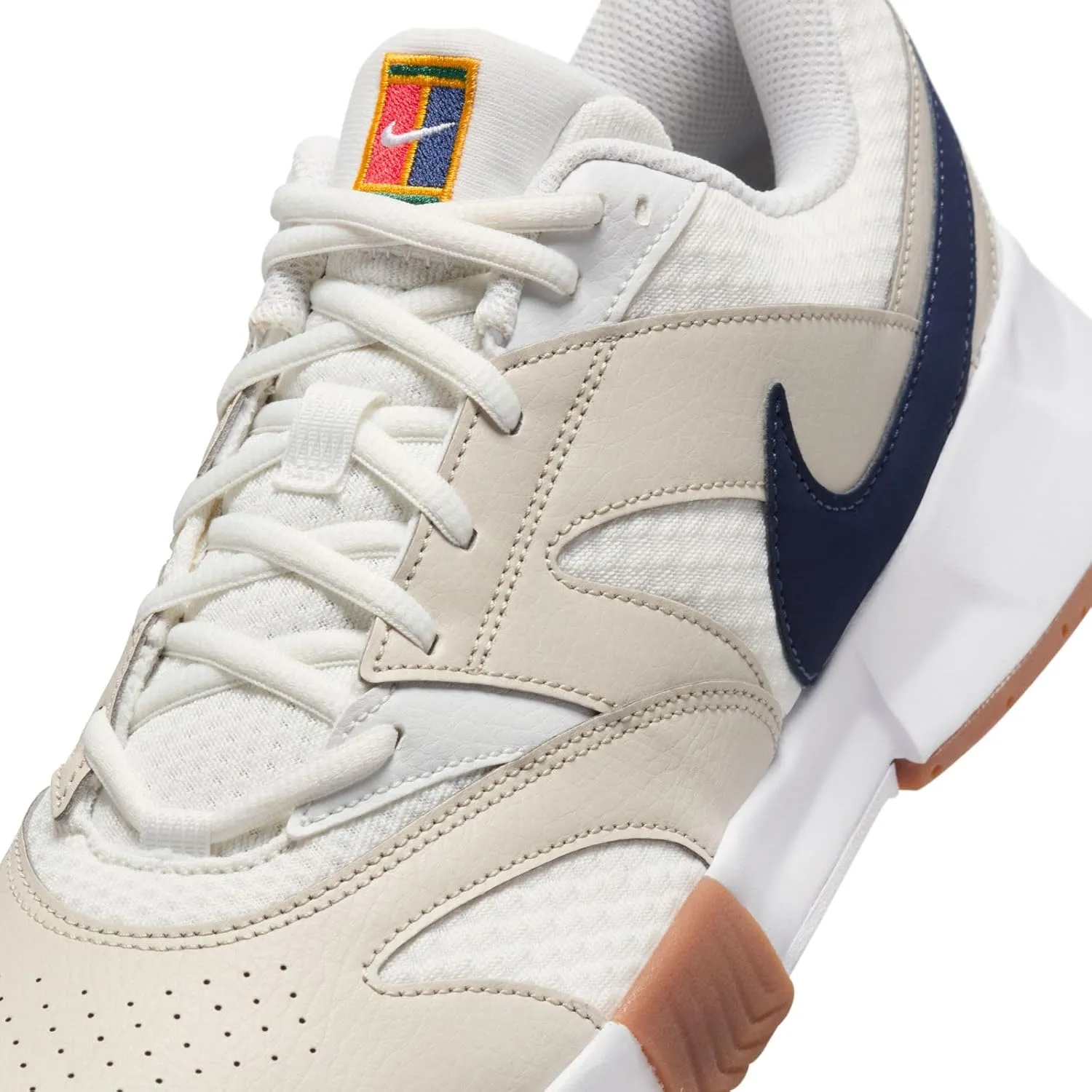NIKE Men's Sneaker