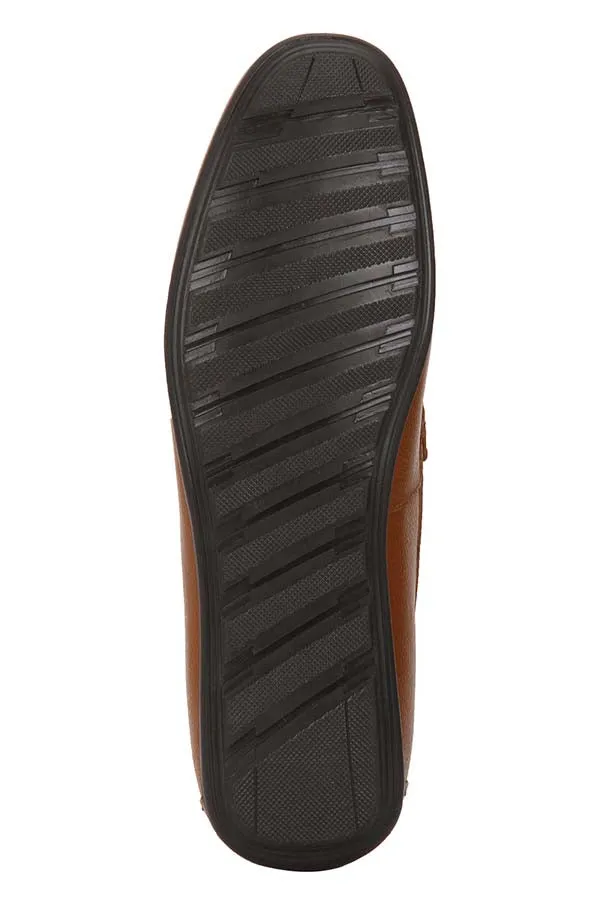 RedTape Men Black Slip On Shoes