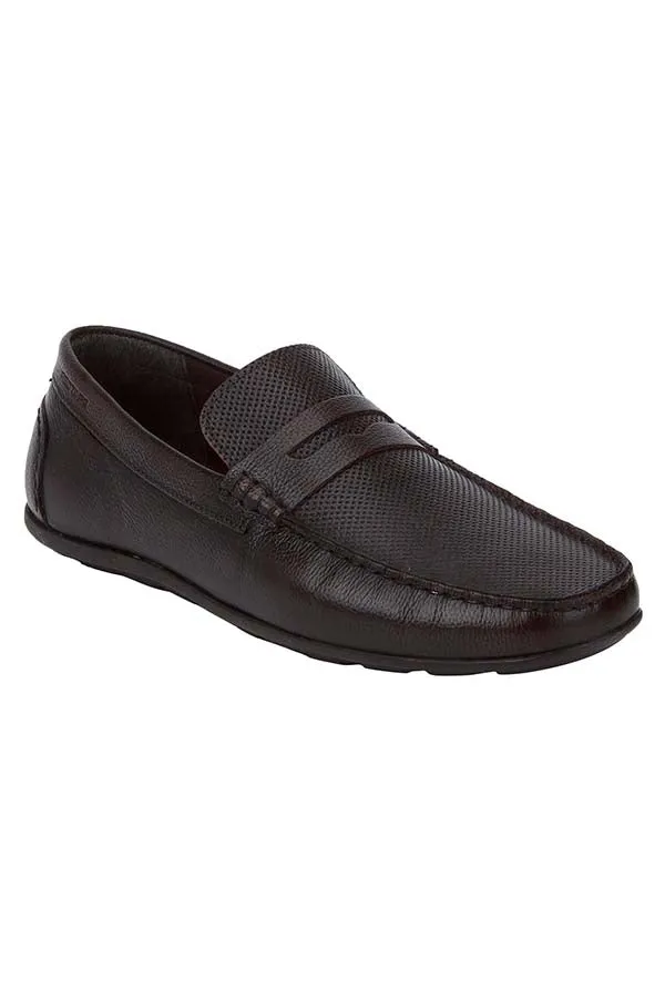 RedTape Men Black Slip On Shoes
