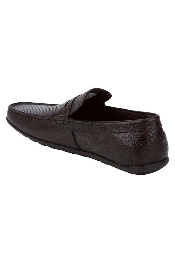 RedTape Men Black Slip On Shoes