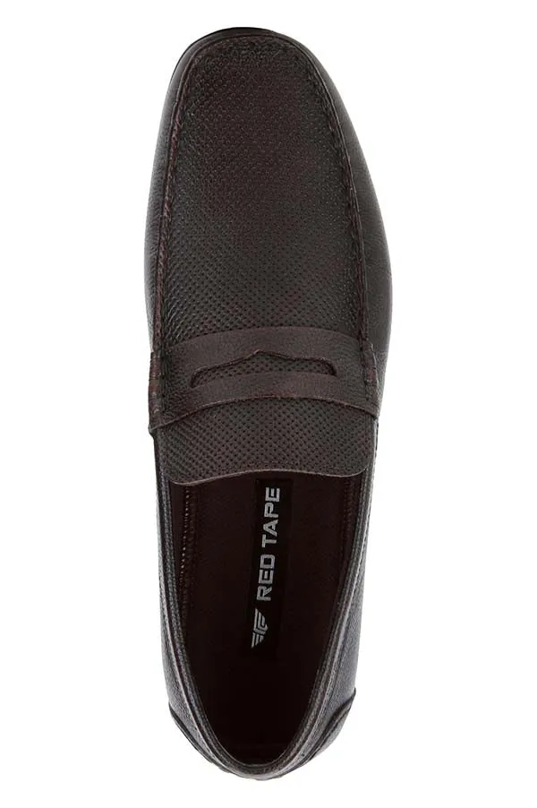 RedTape Men Black Slip On Shoes