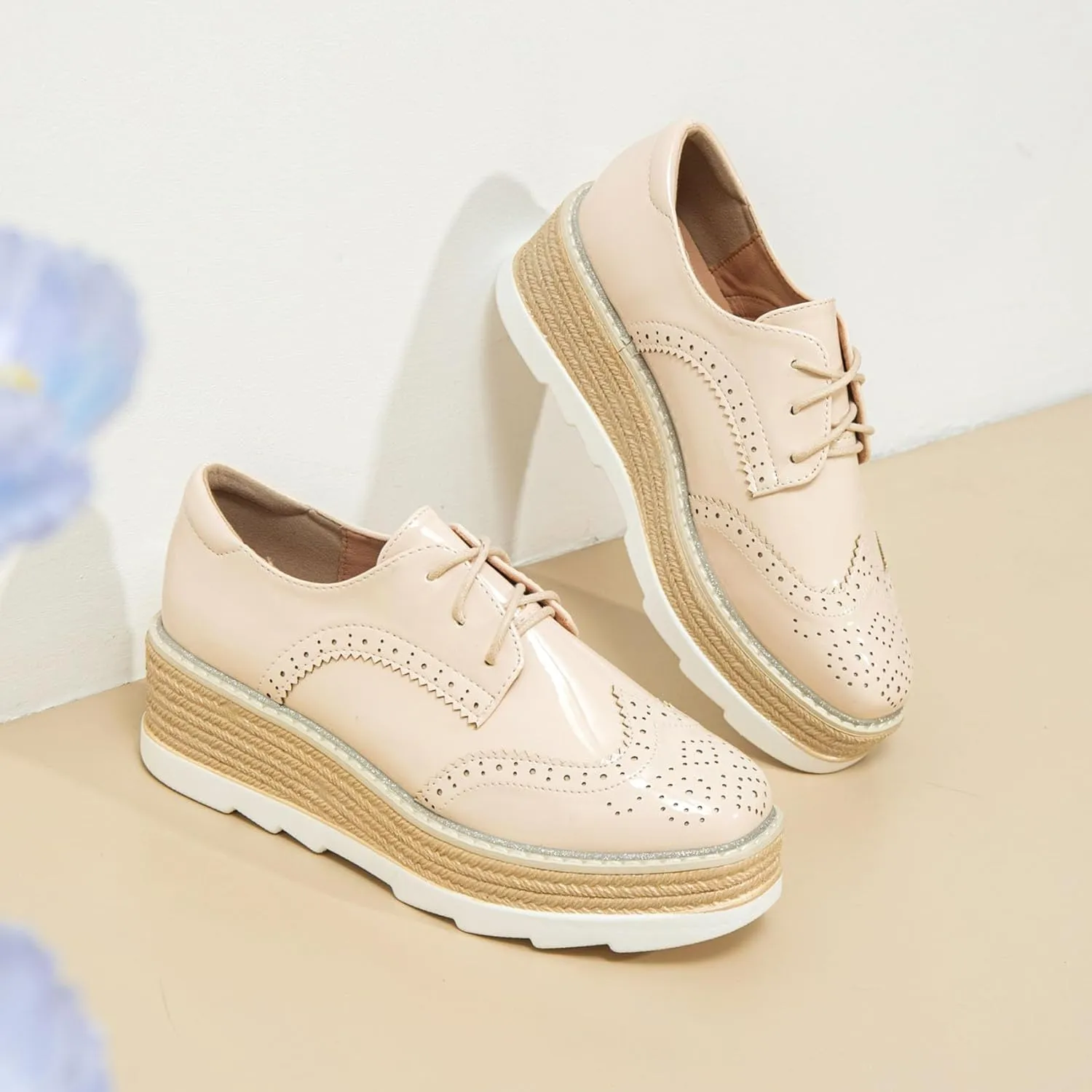 SHEMEE Women's Platform Heels Wedge Lace Up Oxfords Pumps Retro Wingtip High Heels Round Toe British Style Brogues Leisure Sneaker Shoes