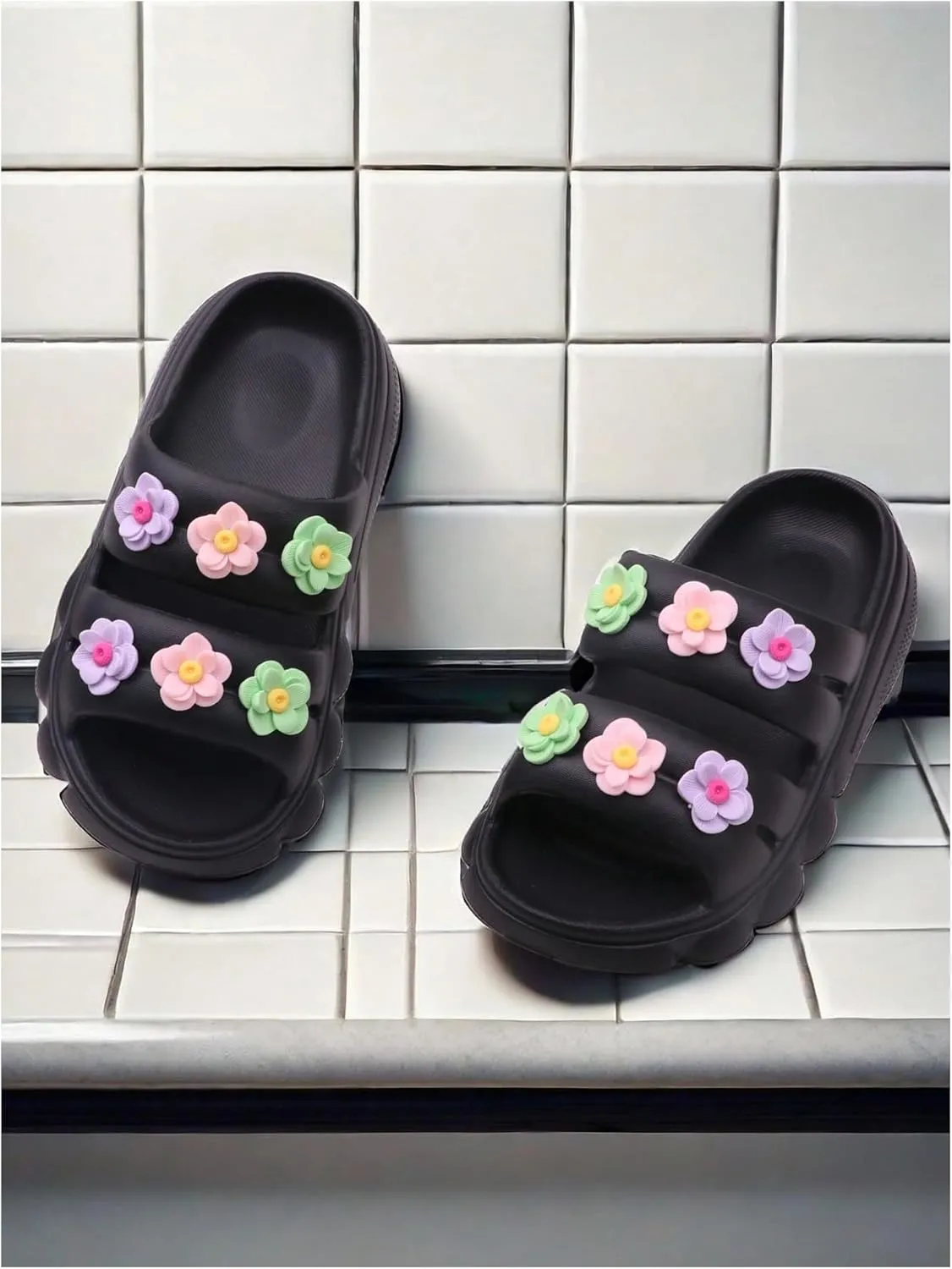 SHENHE Girl's EVA Double Strap Slip on Slides Slippers Open Toe Summer Vacation Flat Sandals