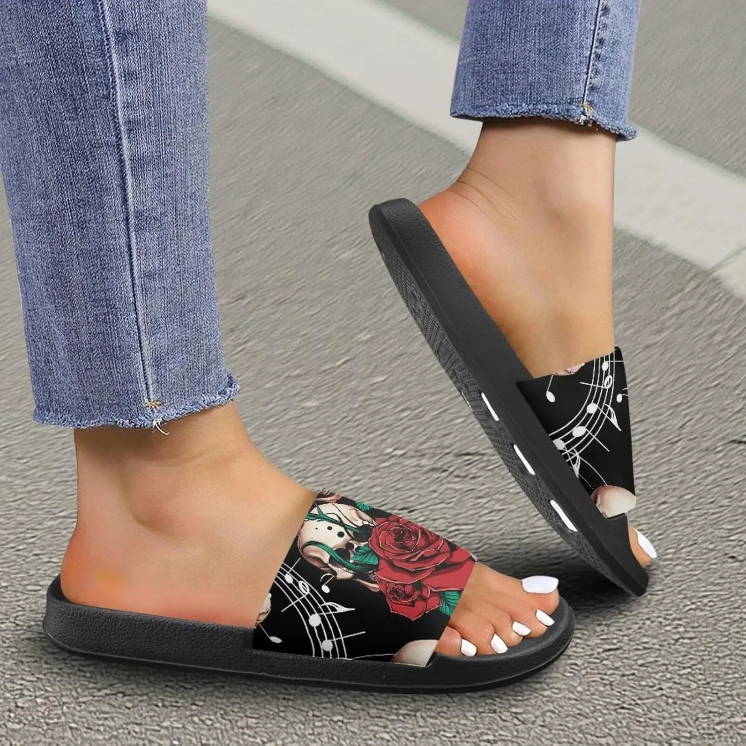 Skull Sandals Women Non-Slip Single Band Slide Sandals Non-Slip Soft Sole Flat Slippers For Indoor Outdoor