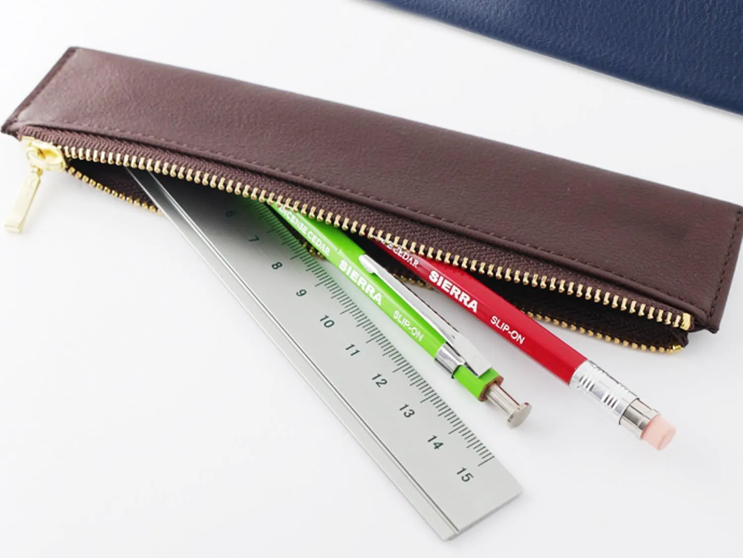 Slip-On OSL-1601 Mini OSL Leather Flat Pen Case
