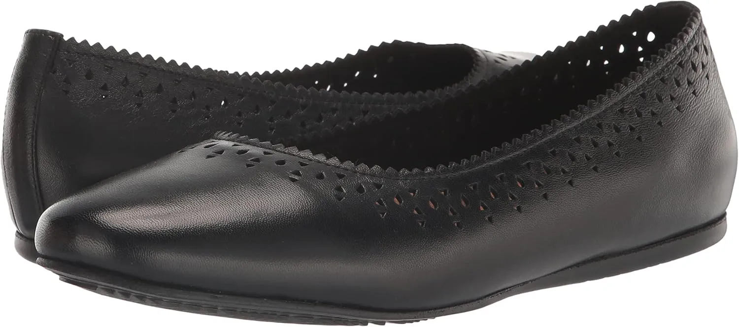 SoftWalk Women's Ballet Flat