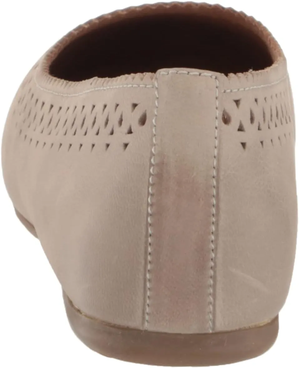 SoftWalk Women's Ballet Flat