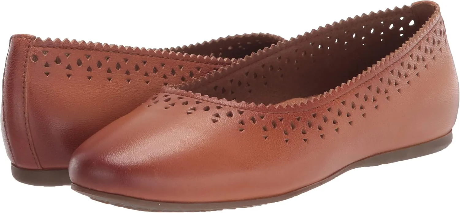 SoftWalk Women's Ballet Flat