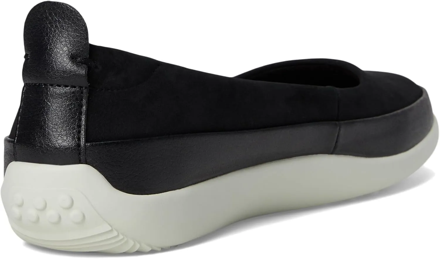 SoftWalk Women's DISA Ballet Flat