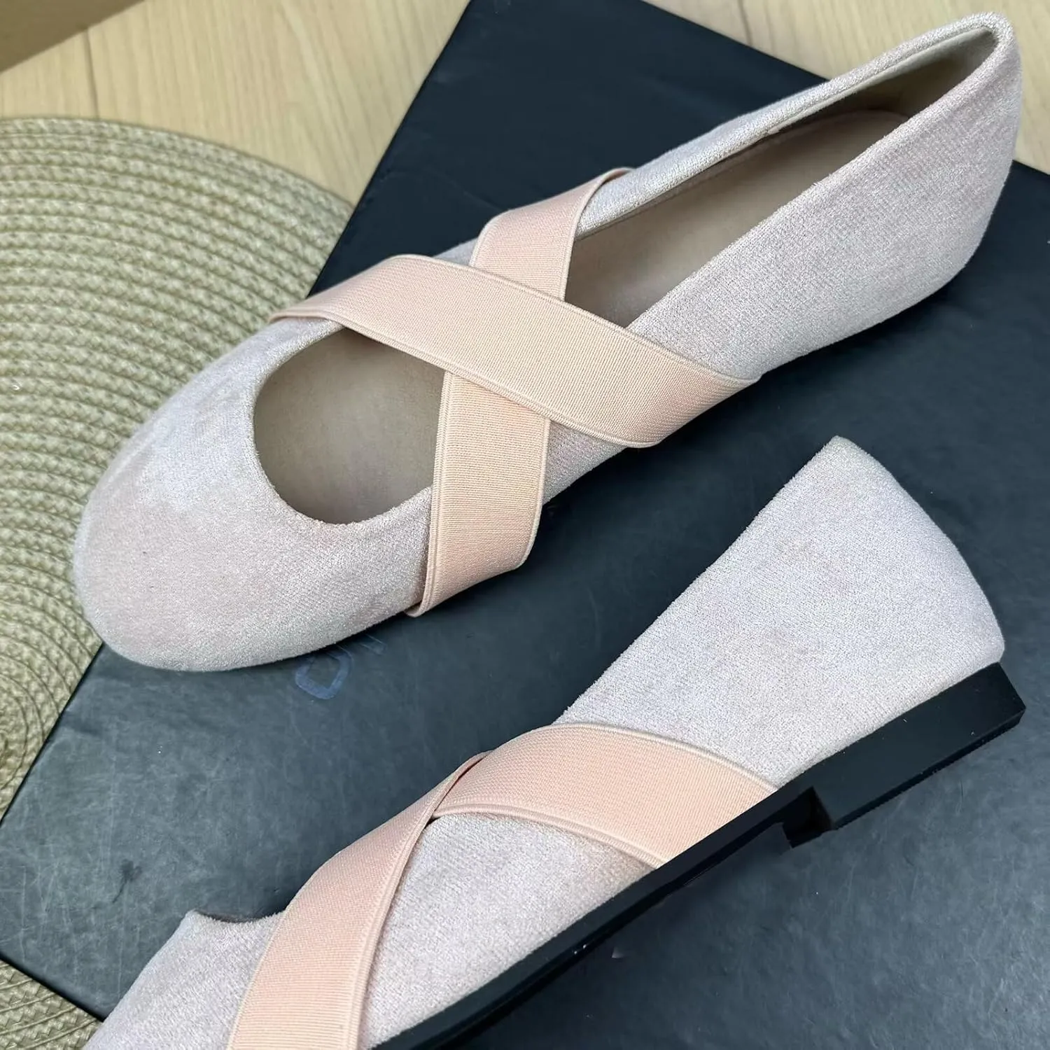Stunner Cross Strap Ballets Flats for Women Elegant Round Toe Classic Slip on Dressy Flat Shoes