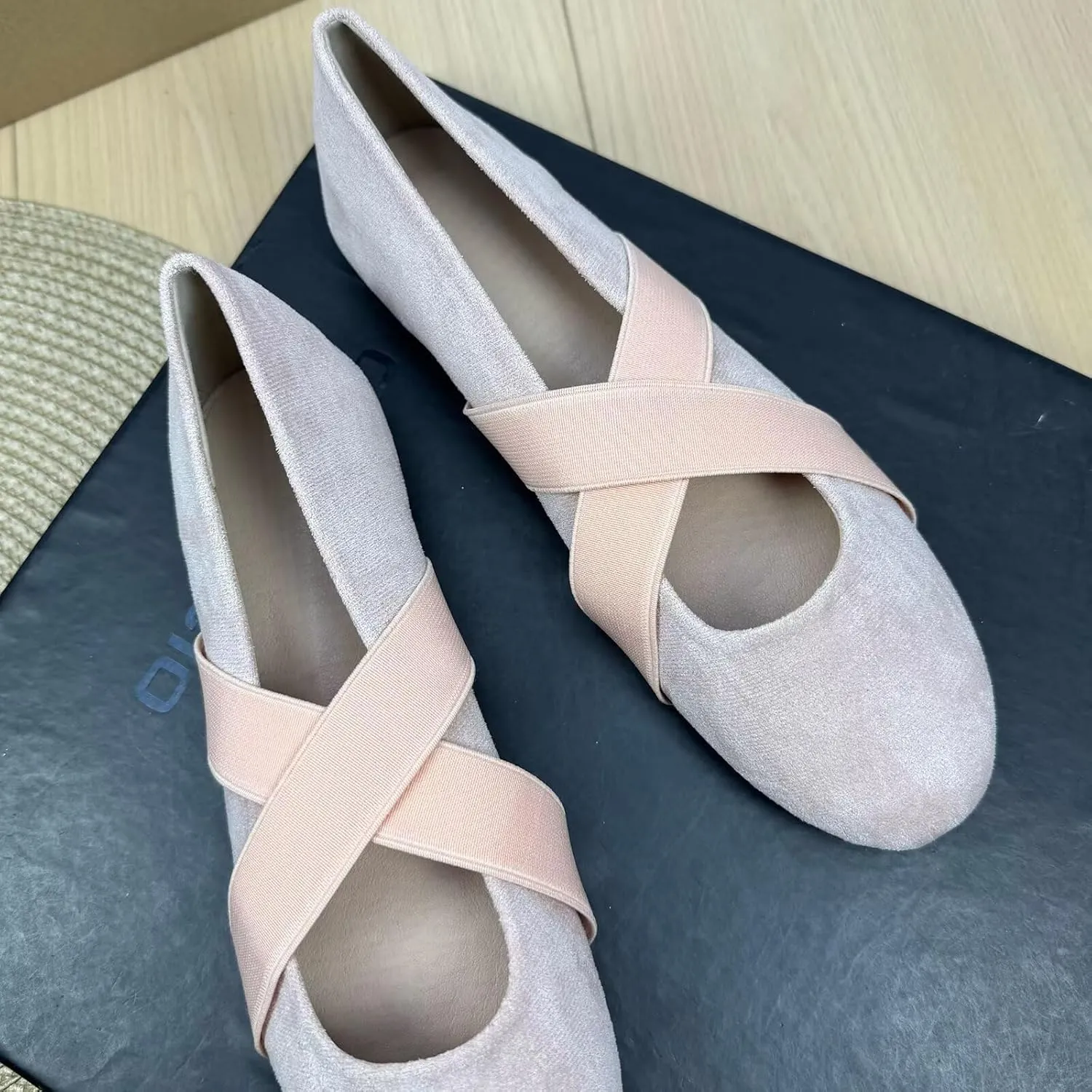 Stunner Cross Strap Ballets Flats for Women Elegant Round Toe Classic Slip on Dressy Flat Shoes