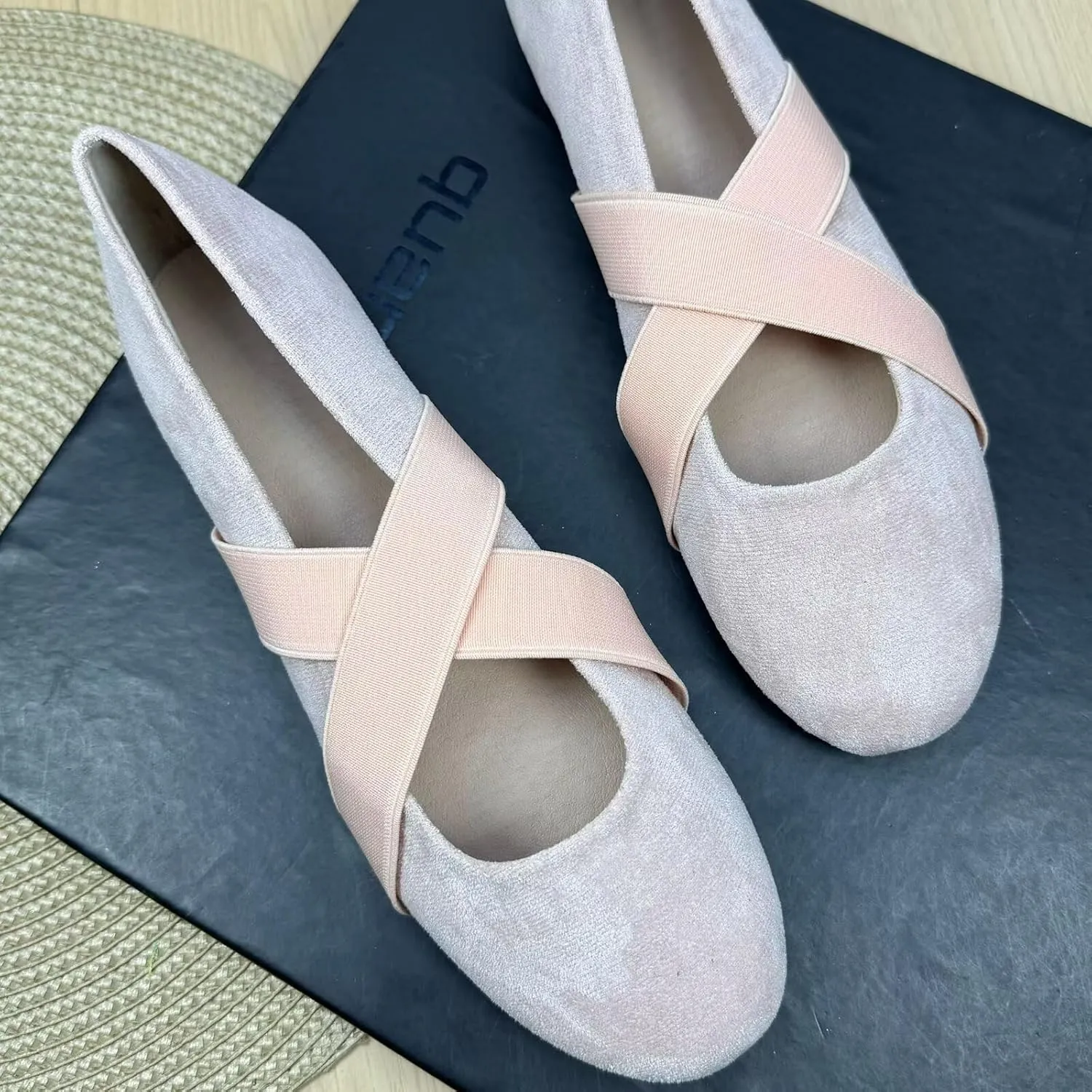 Stunner Cross Strap Ballets Flats for Women Elegant Round Toe Classic Slip on Dressy Flat Shoes