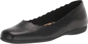 Trotters Women's Sabine Ballet Flat