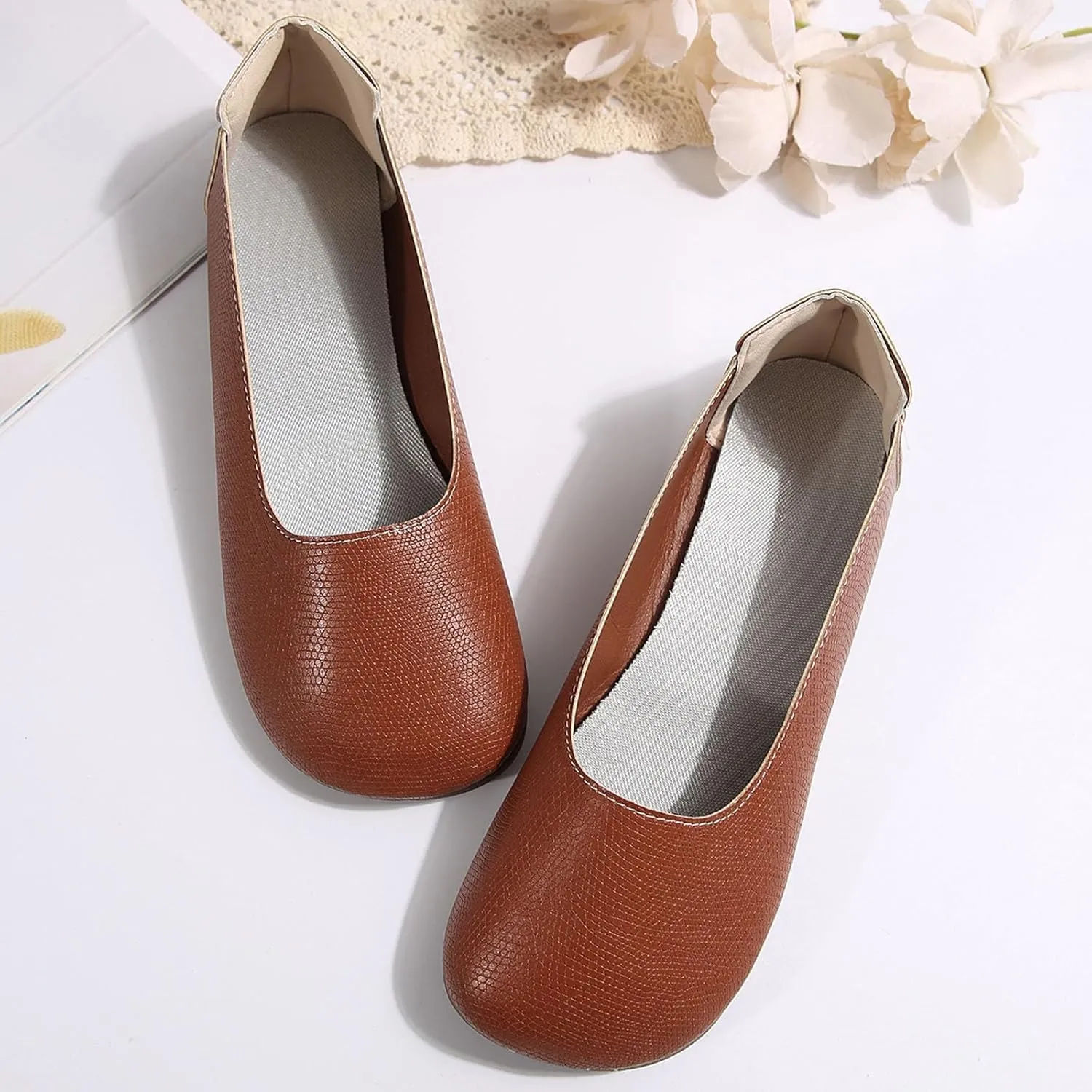 Women Flat Shoes Comfortable Round Toe Slip on Flats Summer Dressy Work Shoe Casual Ladies Wedding Walking Shoes Cute Penny Loafer Slip On Ballet Flat
