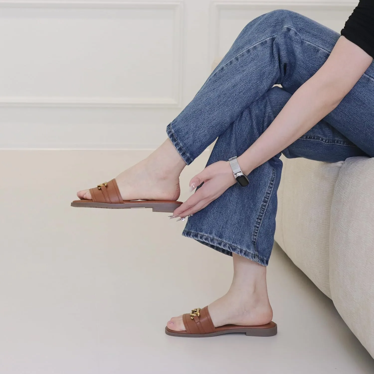 Womens Flat Sandals Round Open Toe Slip On Leather Slides for Summer