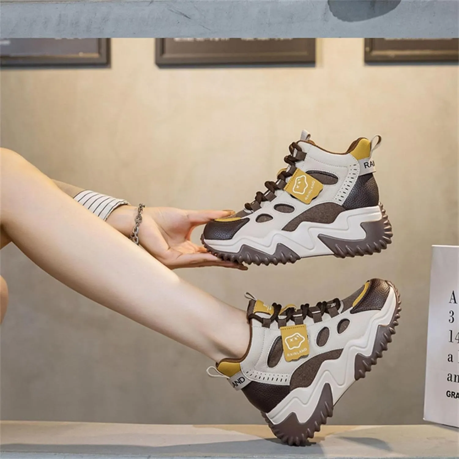 Women's Girl's Lace Up Platform Inner Heightening Chic Sneakers Breathable Casual Walking Shoe Lightweight Non Slip Workout Shoes