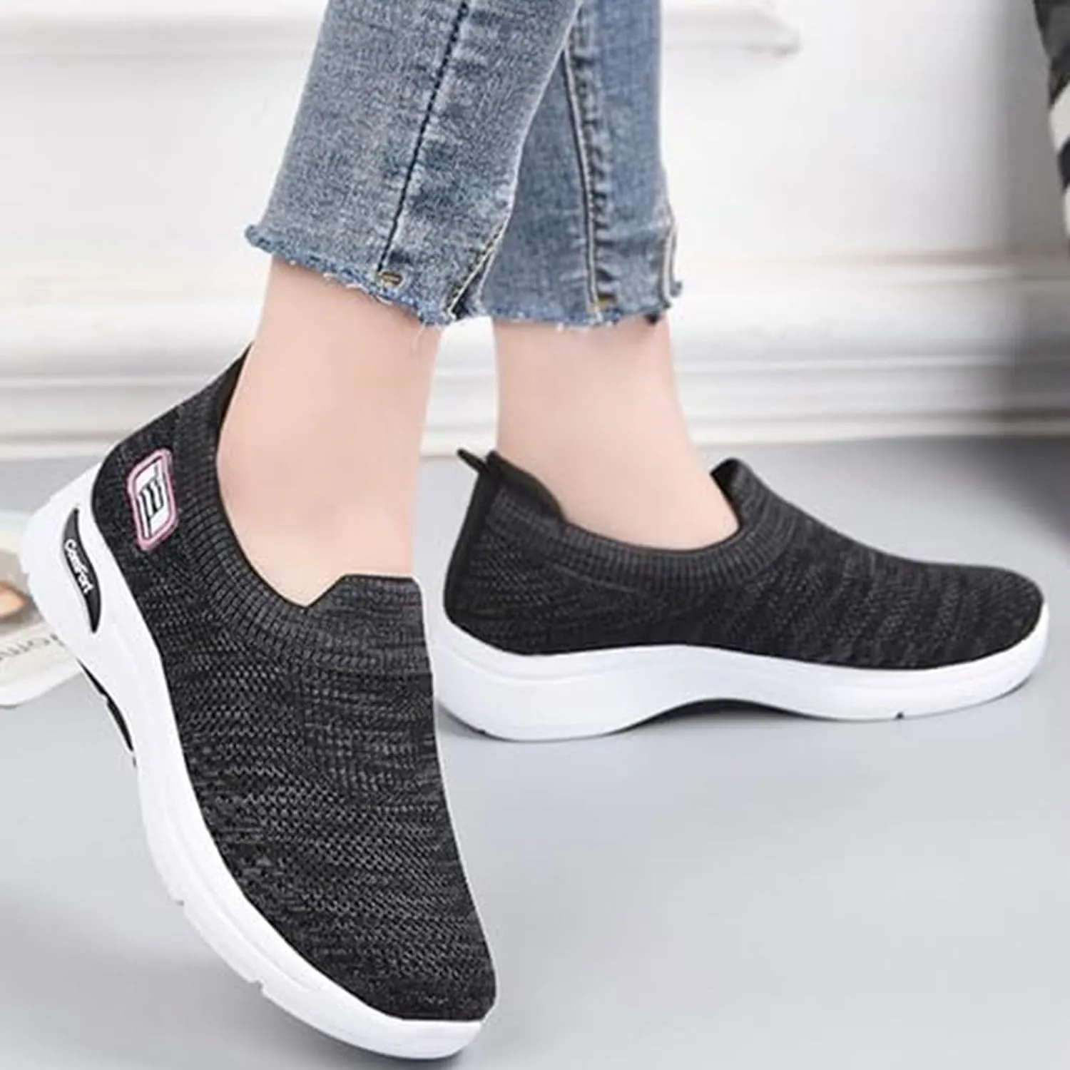 Women's Orthopedic Shoes Lightweight Breathable Knitted Sneakers Casual Comfortable Low Top Work Walking Shoes Fashion Soft Sole Slip On Sneaker with Arch Support
