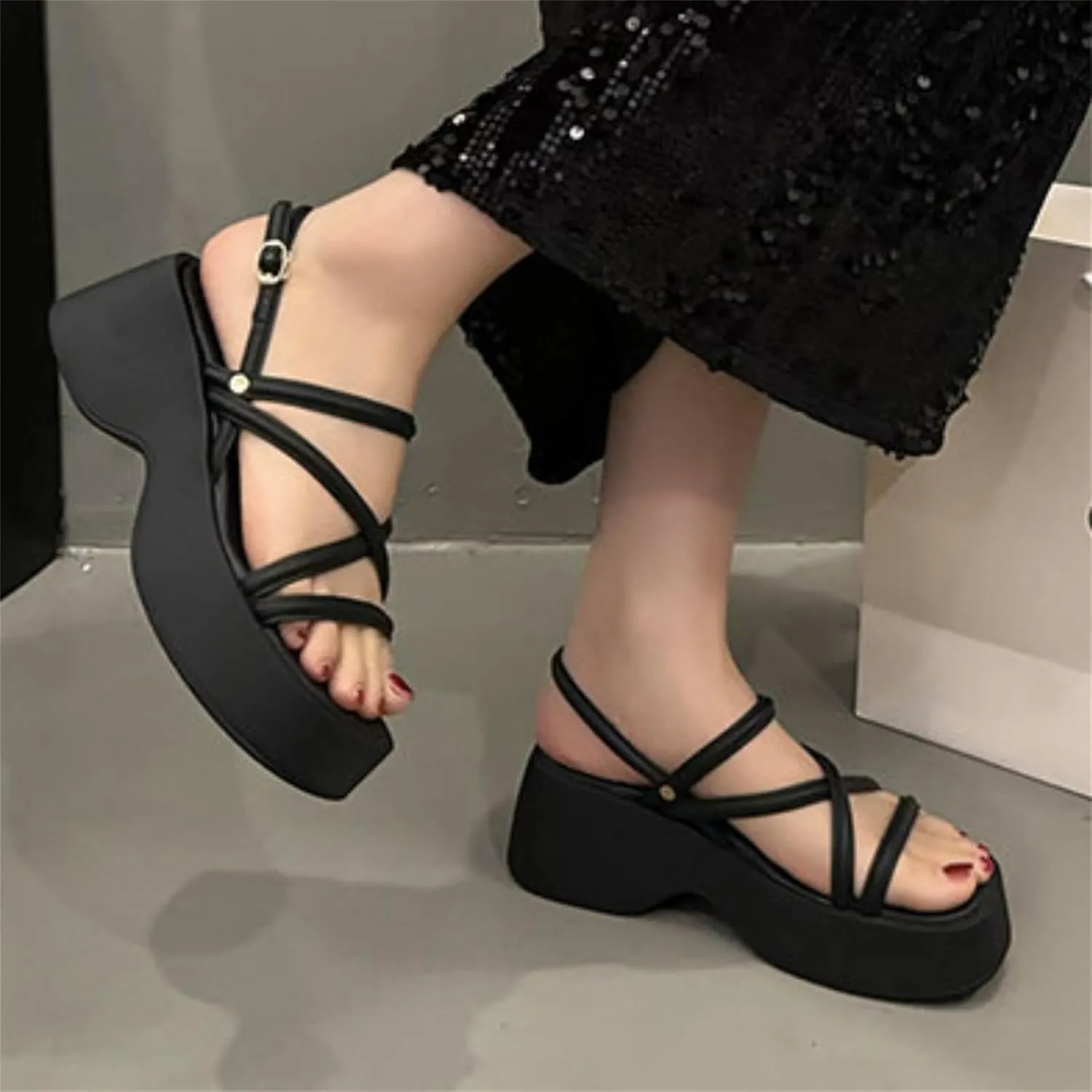 Women's Platform Wedge Chunky Heels Sandals with Adjustable Ankle Strap Summer Open Square Toe Boho Y2K Roman Sandals for Work Party Dress Walking