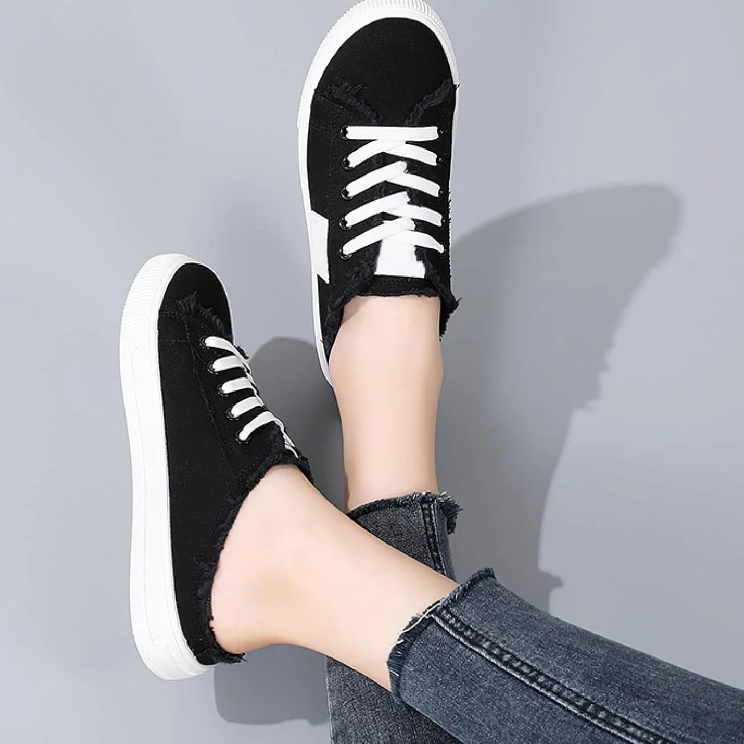 Women's Slip on Canvas Shoes Low Top Casual Walking Shoes Fashion Comfortable Non Slip Sneakers Summer Dressy Flat Shoe Lightweight Outdoor Sneaker