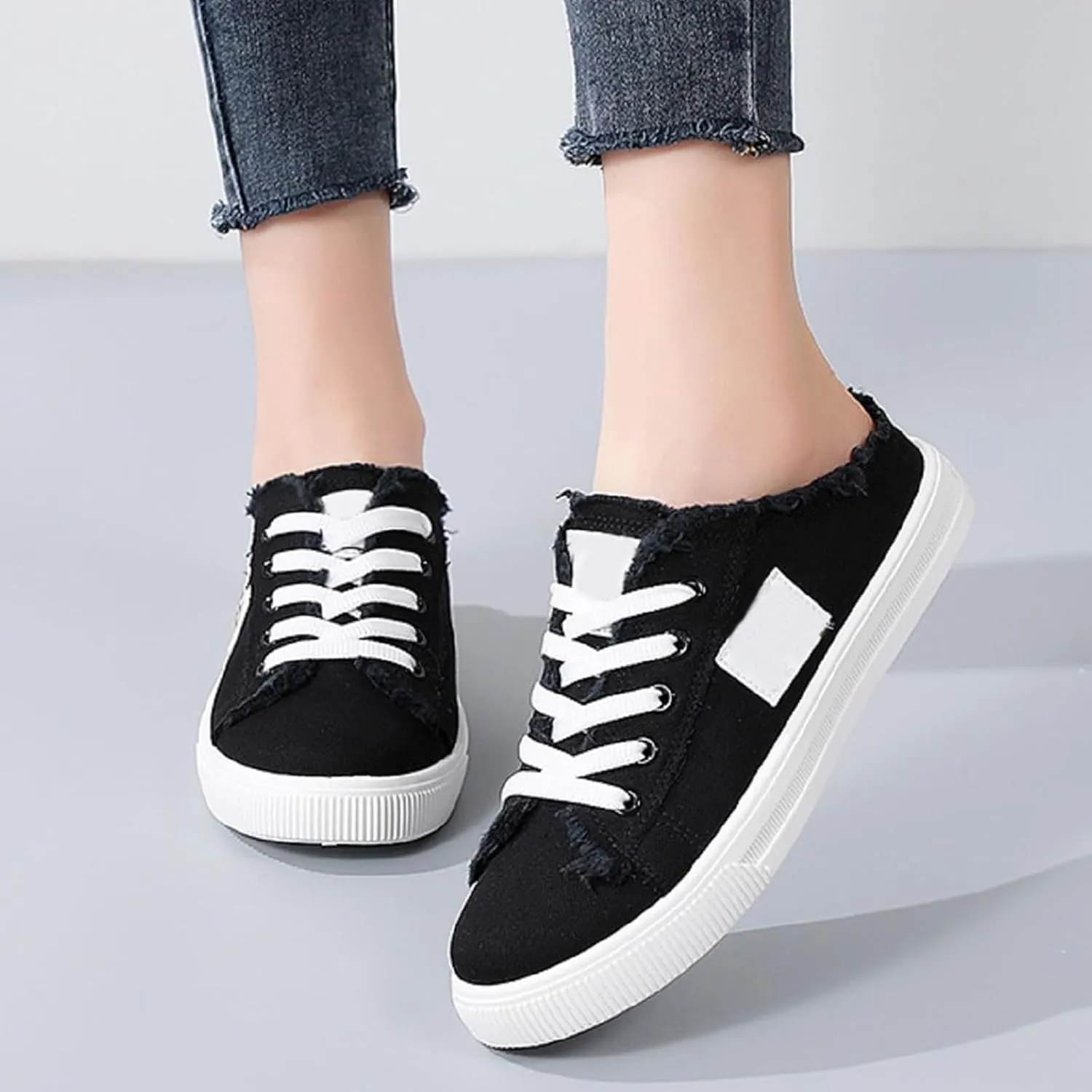 Women's Slip on Canvas Shoes Low Top Casual Walking Shoes Fashion Comfortable Non Slip Sneakers Summer Dressy Flat Shoe Lightweight Outdoor Sneaker