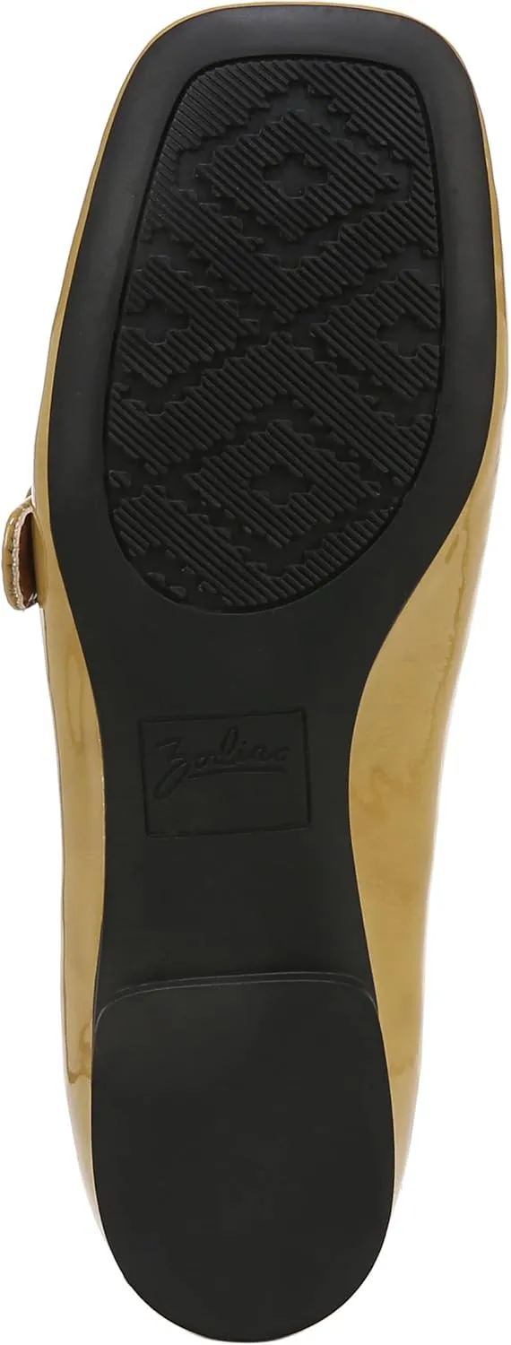 ZODIAC Women's Classic Loafer Flat