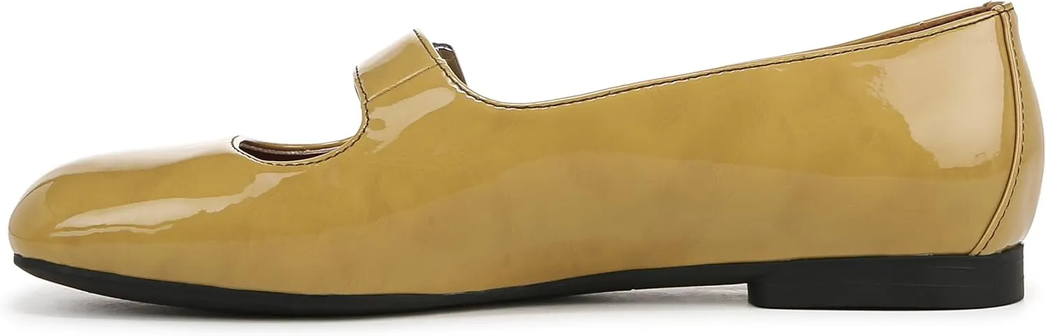 ZODIAC Women's Classic Loafer Flat