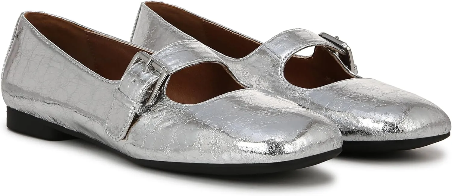 ZODIAC Women's Classic Loafer Flat